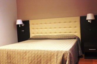 img_5623_doublebed_detail